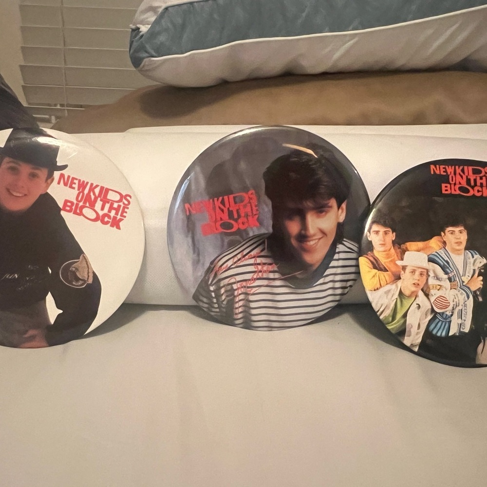 New Kids On The Block Oversized pins